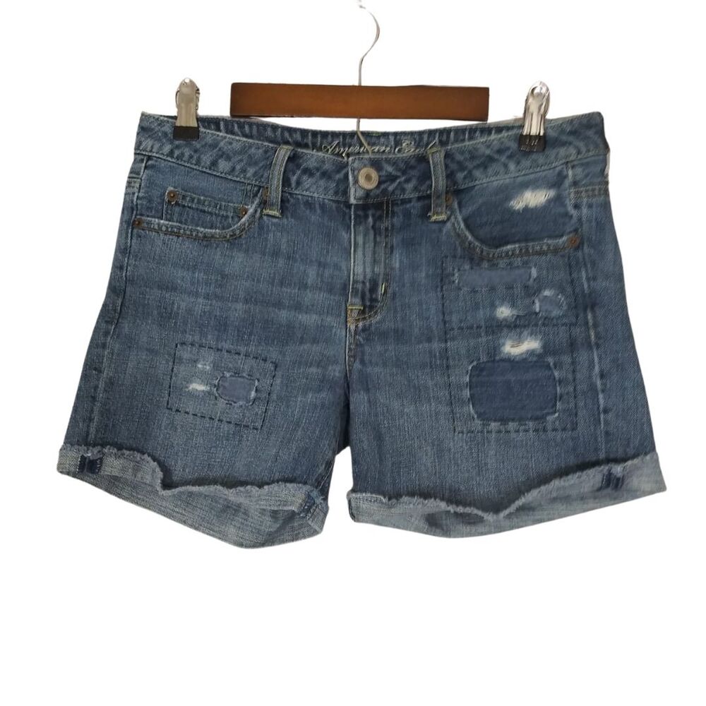 American Eagle Patchwork Medium Wash Cuffed Jean Shorts Sz 4